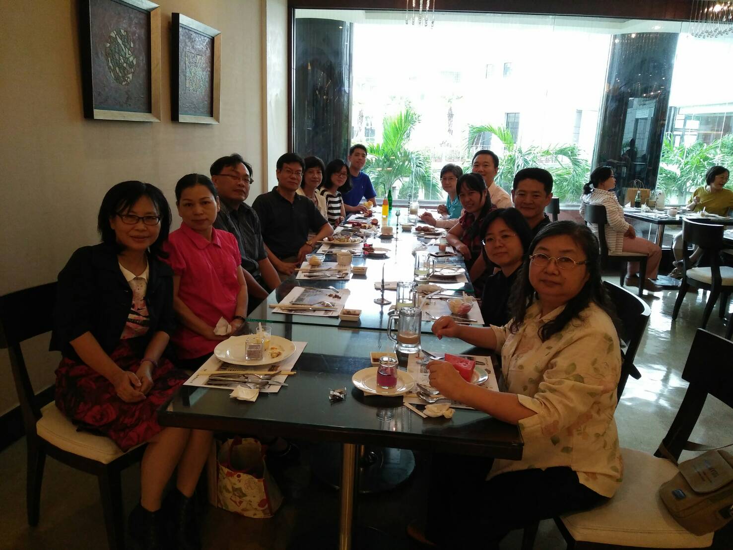 期中事務會議暨翻轉教學研討會.jpg