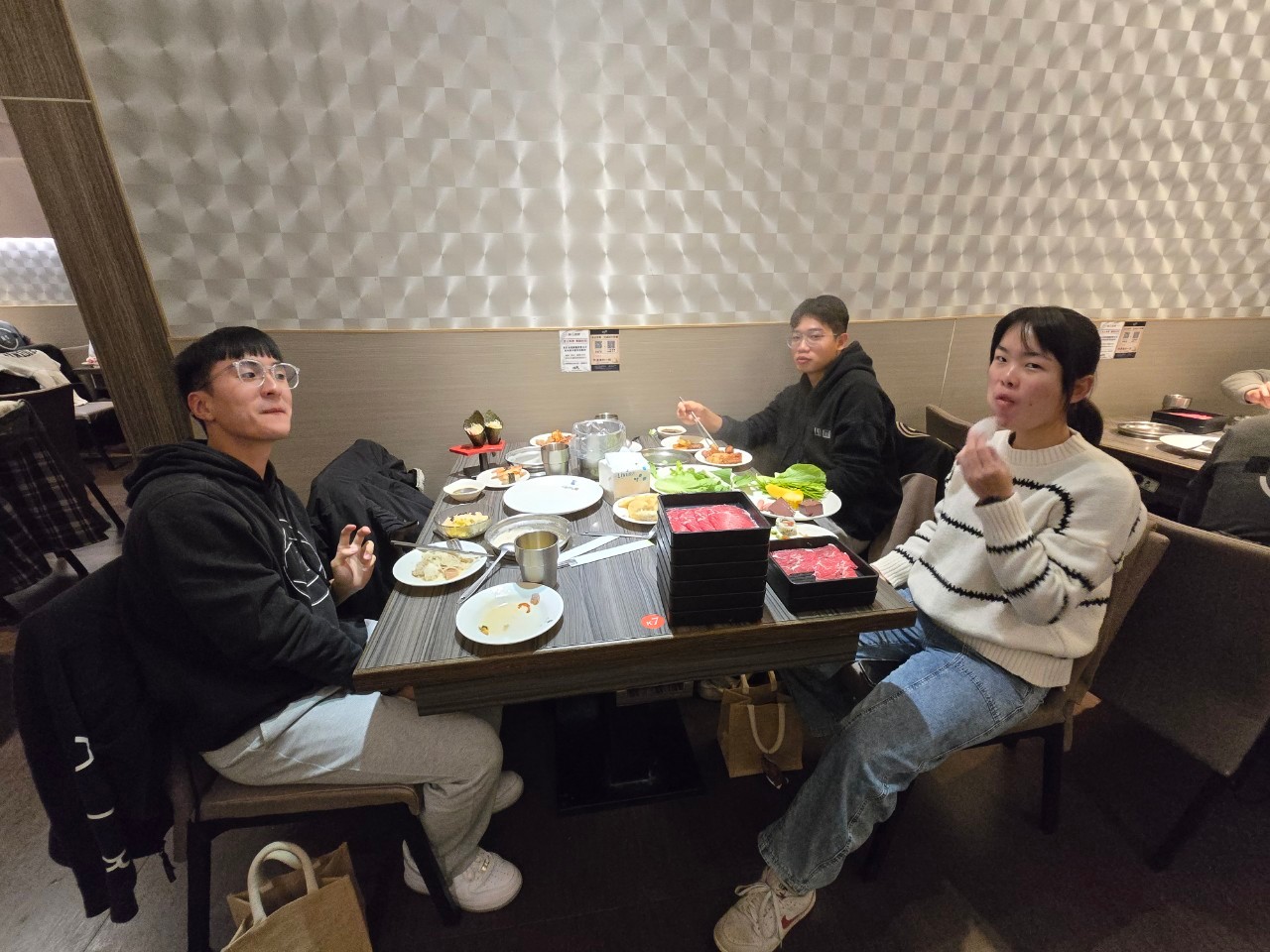 LINE_ALBUM_正94期謝師宴_250123_25.jpg
