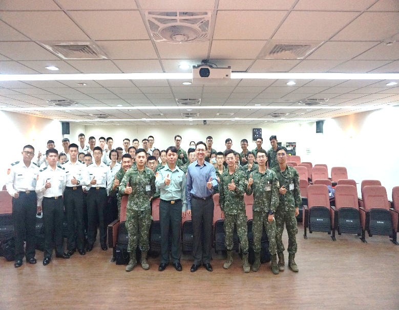 陸軍砲兵訓練指揮部莊志雄上校政戰主任學術專題講演5.png