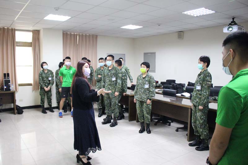 109學年度第二學期管科系邀請曾煒淨老師蒞臨本系學術演講(8).jpg