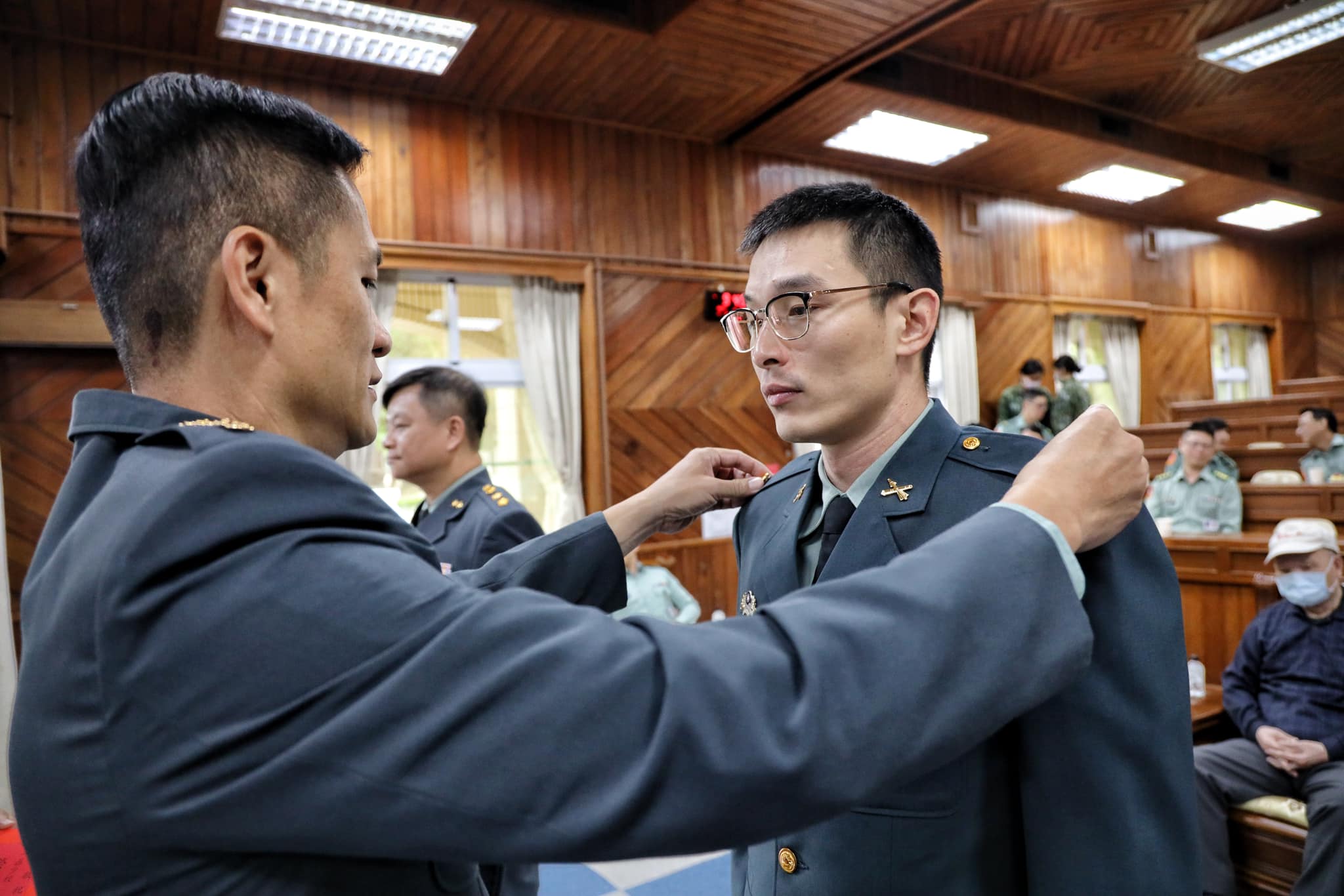 教育長為晉任人員授階.jpg