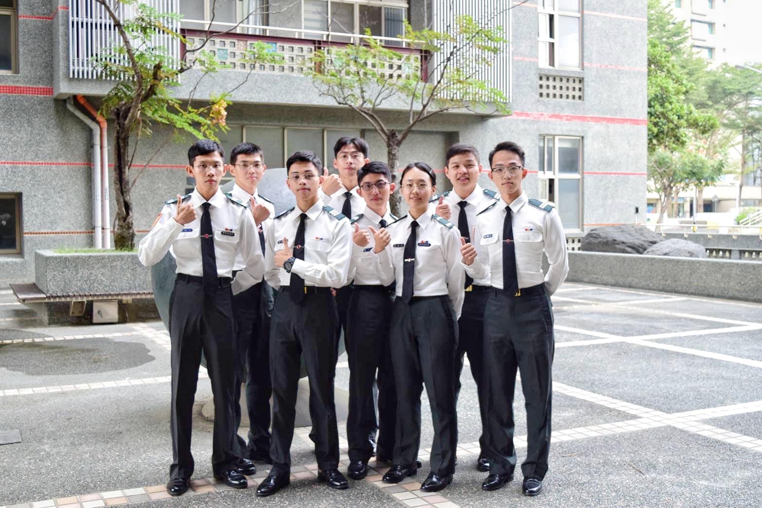 尤淑如老師帶領本校辯論社取得窮理盃辯論比賽殿軍3.jpg