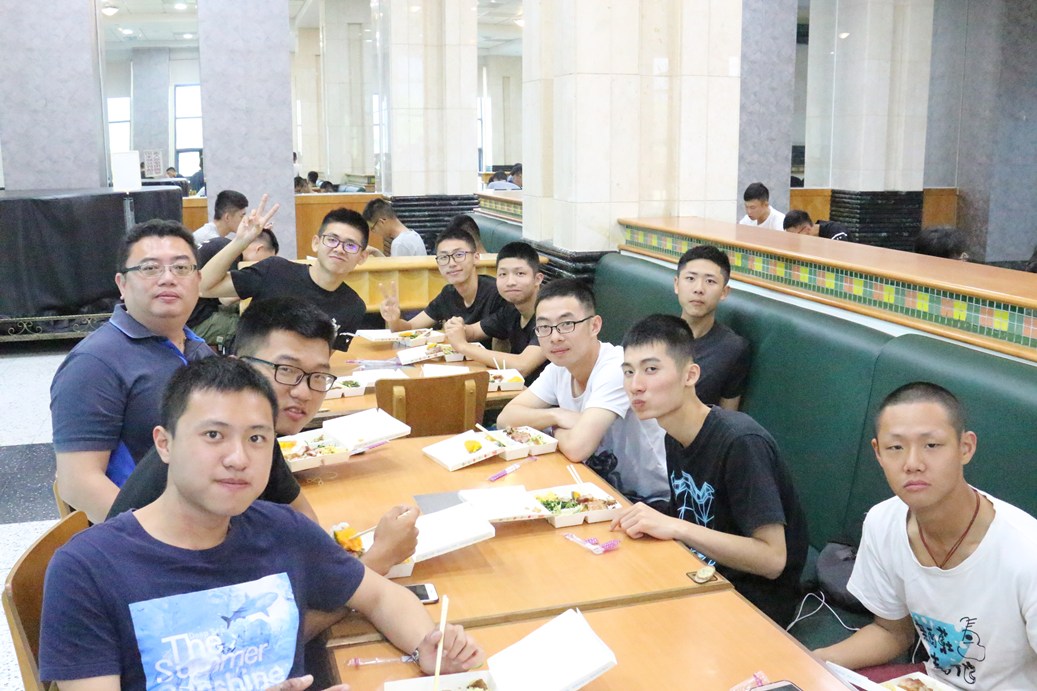 04.jpg