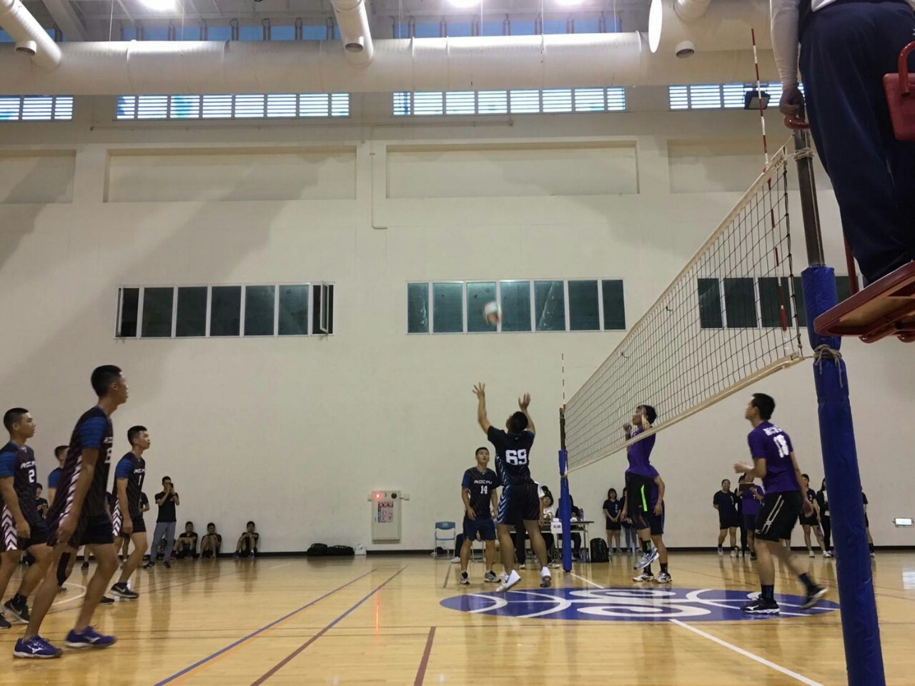 暨南大學參加大政盃比賽