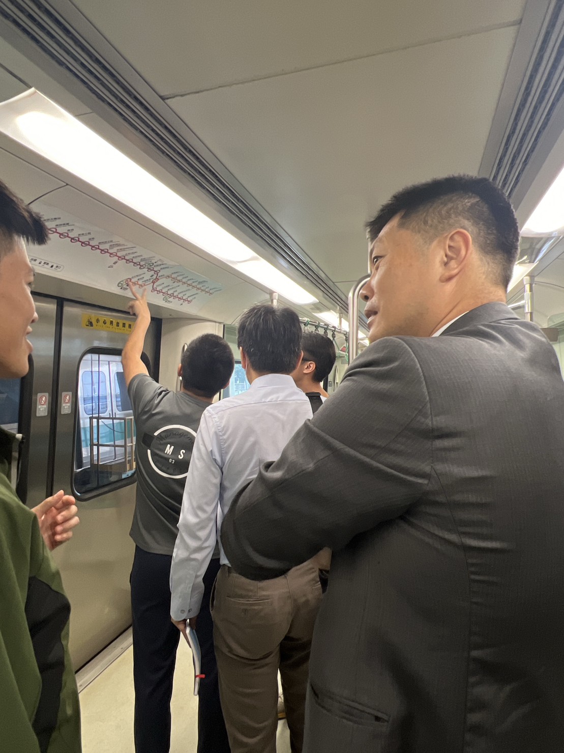 LINE_ALBUM_121校外參訪_231204_15.jpg