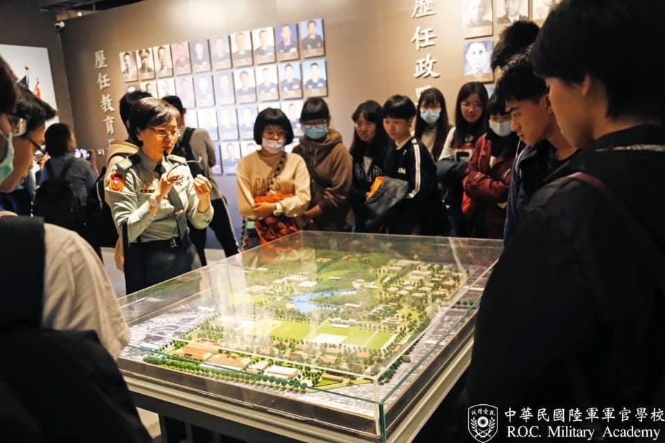 109年2月19日一日軍校生體驗活動.jpg