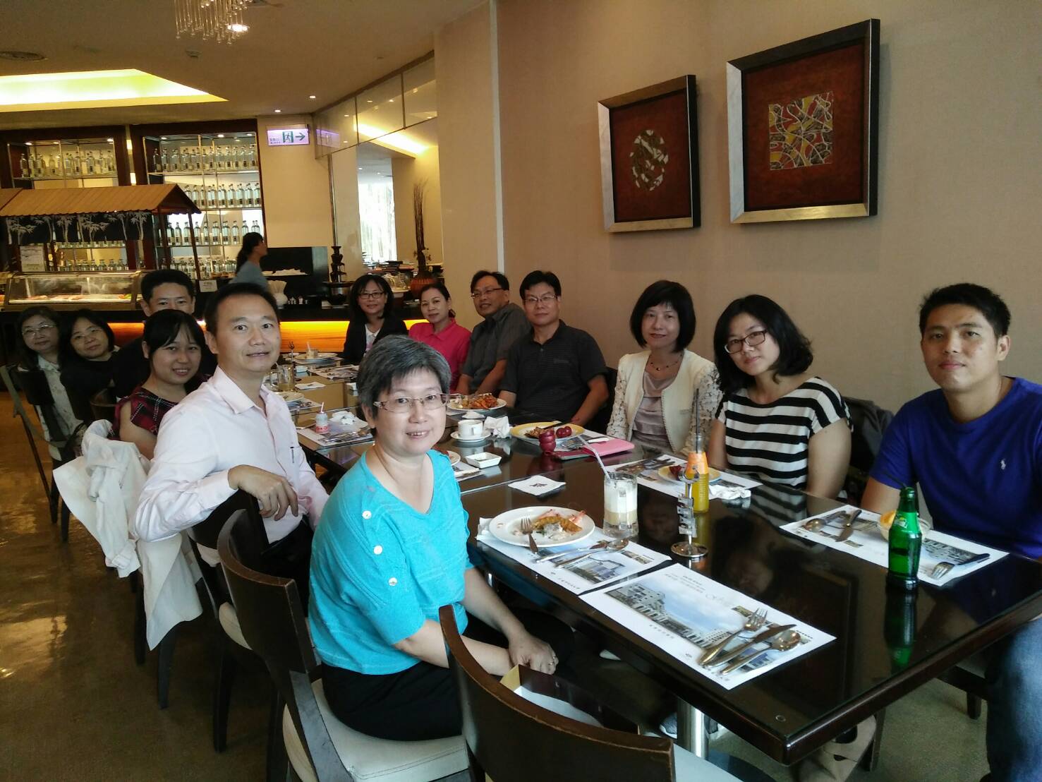 期中事務會議暨翻轉教學研討會.jpg