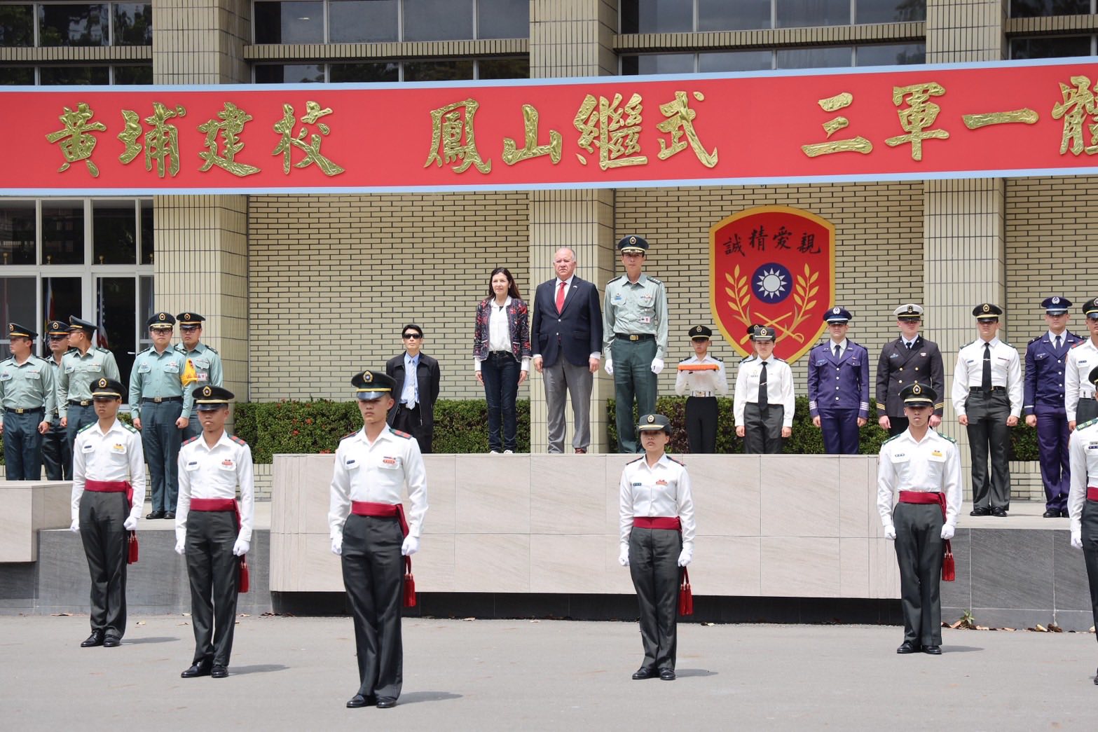 巴拉圭駐華大使傅耀達近日參訪陸軍官校3.jpg